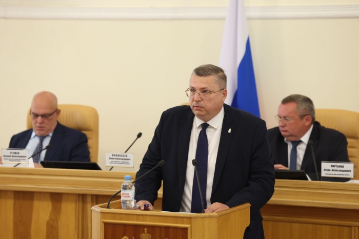 Вице-губернатор Астраханской области отчитался о работе правительства перед региональной Думой