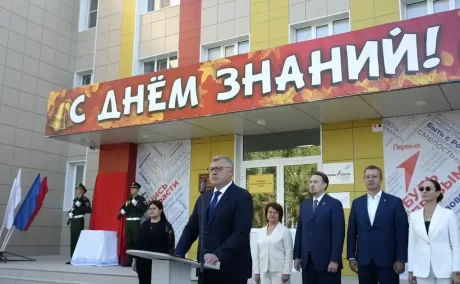 Астраханскую школу переименовали в честь Героя России Юрия Важенина