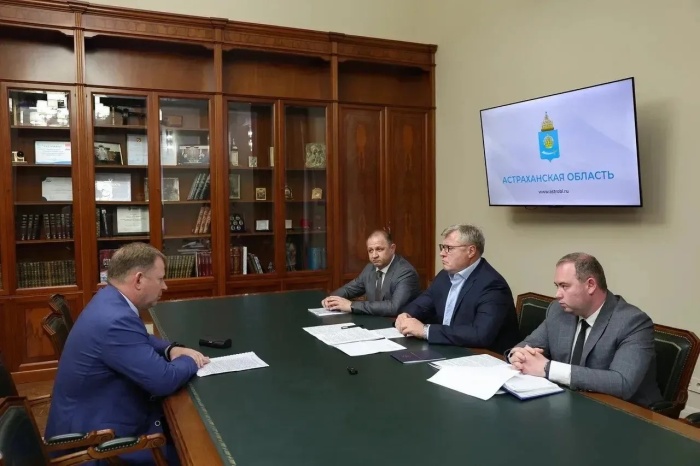 Губернатор и Россельхознадзор обсудили контроль за перемещением скота Губернатор и Россельхознадзор обсудили контроль за перемещением скота