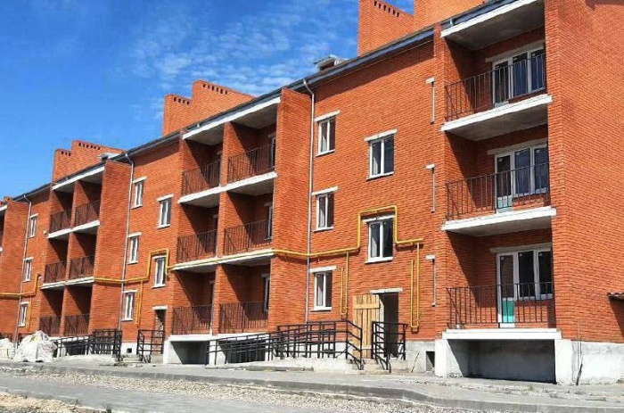 В Астраханской области до конца года построят дома для детей-сирот