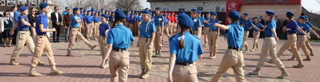 В Астраханской области Ирина Гусева и Евгений Грачев обсудили вопросы патриотического воспитания