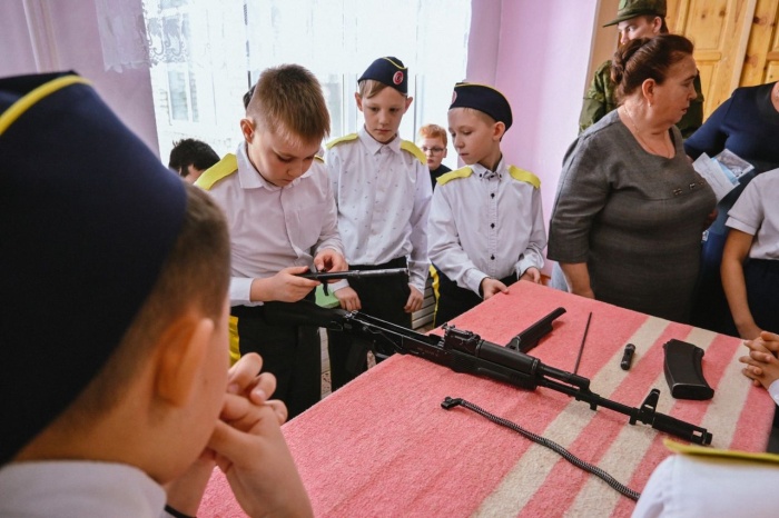 В Астраханской области прошли соревнования юных казаков