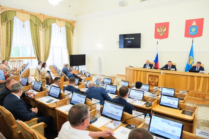 В Астраханской области вводят новые меры социальной поддержки, инициированные губернатором