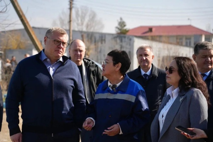 Губернатор обсудил предстоящий паводок с астраханскими рыбоводами