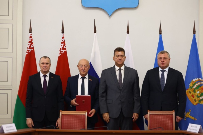 Губернатор Астраханской области подписал план реализации Соглашения о сотрудничестве с Могилевской областью