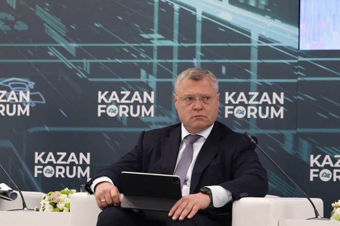 Астраханский губернатор выступил на панельной сессии экономического форума в Казани