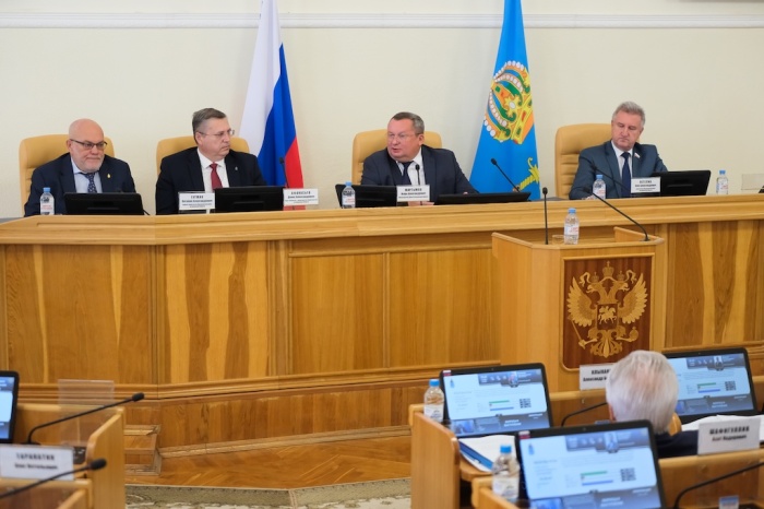Власти продлили мер соцподдержки для участников СВО и их семей на 2026 год