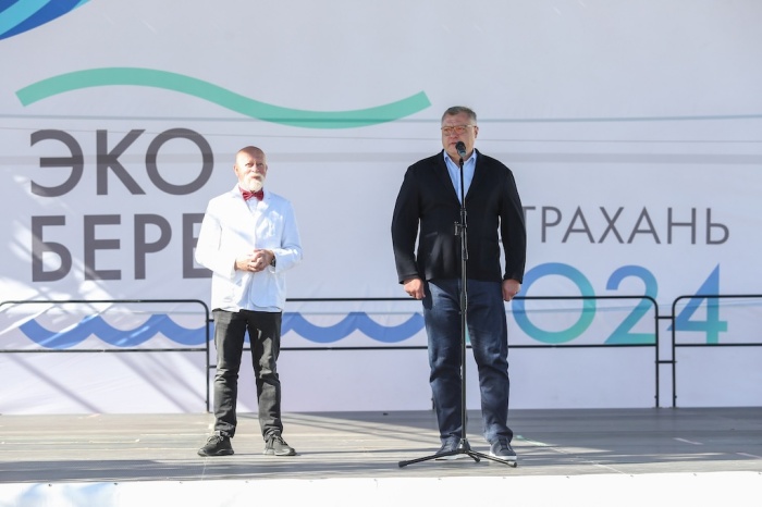 В Астрахани губернатор Игорь Бабушкин дал старт XIII Международному архитектурному фестивалю «ЭкоБерег»