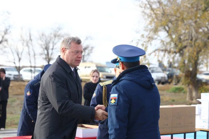 Игорь Бабушкин поздравил с юбилеем уникальный авиацентр ВКС