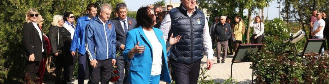Губернатор Астраханской области принял участие в акции «Сад памяти»