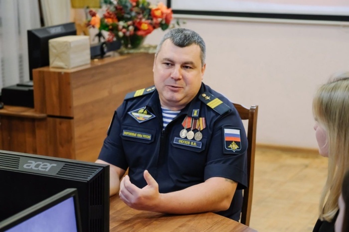 Молодёжный совет министерства культуры Астраханской области провёл встречу с ветераном специальной военной операции