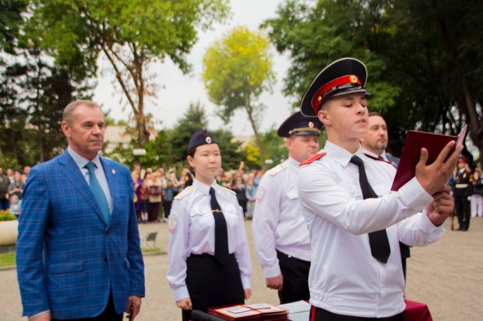 В Астрахани 115 суворовцев дали торжественное обещание