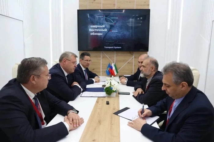 Губернатор Астраханской области на ПМЭФ-2026 обсудил с послом Ирана расширение сотрудничества и рост грузооборота по коридору «Север – Юг» Губернатор Астраханской области на ПМЭФ-2026 обсудил с послом Ирана расширение сотрудничества и рост грузооборота по коридору «Север – Юг»
