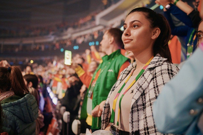 Астраханцы приняли участие в открытии Всемирного молодёжного форума в Сочи