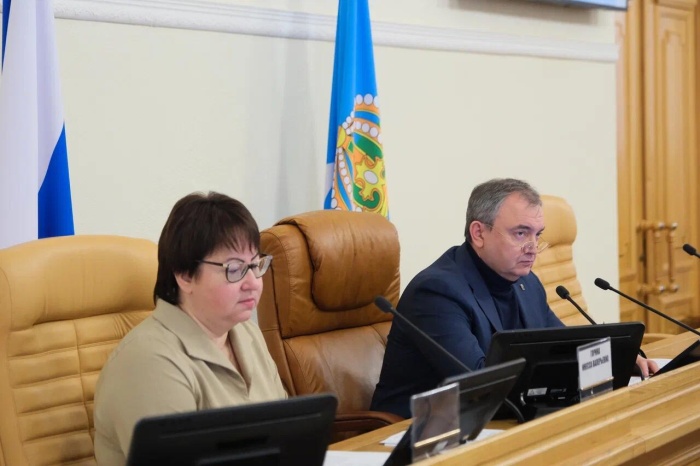 В Астрахани обсудили вопросы трудоустройства и реабилитации ветеранов СВО В Астрахани обсудили вопросы трудоустройства и реабилитации ветеранов СВО