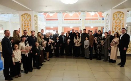 Губернатор Игорь Бабушкин встретился с астраханскими «Победоносцами»