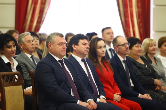 В Астрахани отметили 30-летие российской избирательной системы