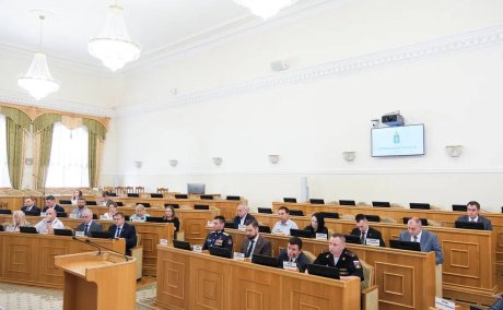 В Астрахани обсудили вопросы трудоустройства ветеранов СВО