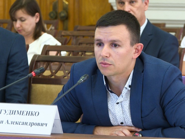 Контрактникам из астраханского дивизиона «Лотос» положена единовременная выплата в размере 150 тысяч рублей 