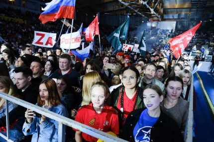 Анита Цой и Олег Газманов высказали после концерта в Астрахани свое мнение о ситуации в мире