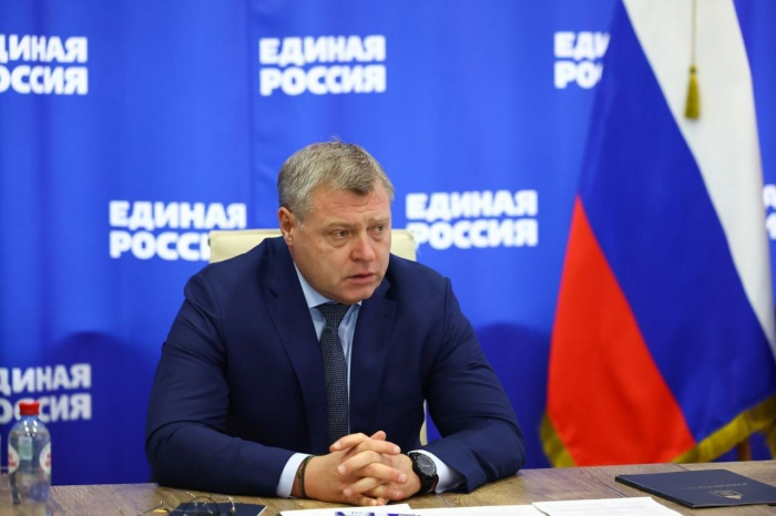 Астраханский губернатор встретился с родителями, воспитывающими детей с ОВЗ и инвалидностью
